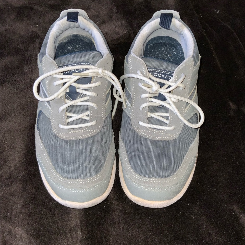 Rockport Shoes, Gray size 9.5, hardly worn like new condition.